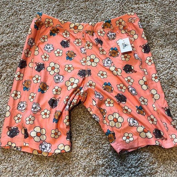 Aristocats biker shorts, Disney parks - Picture 1 of 4